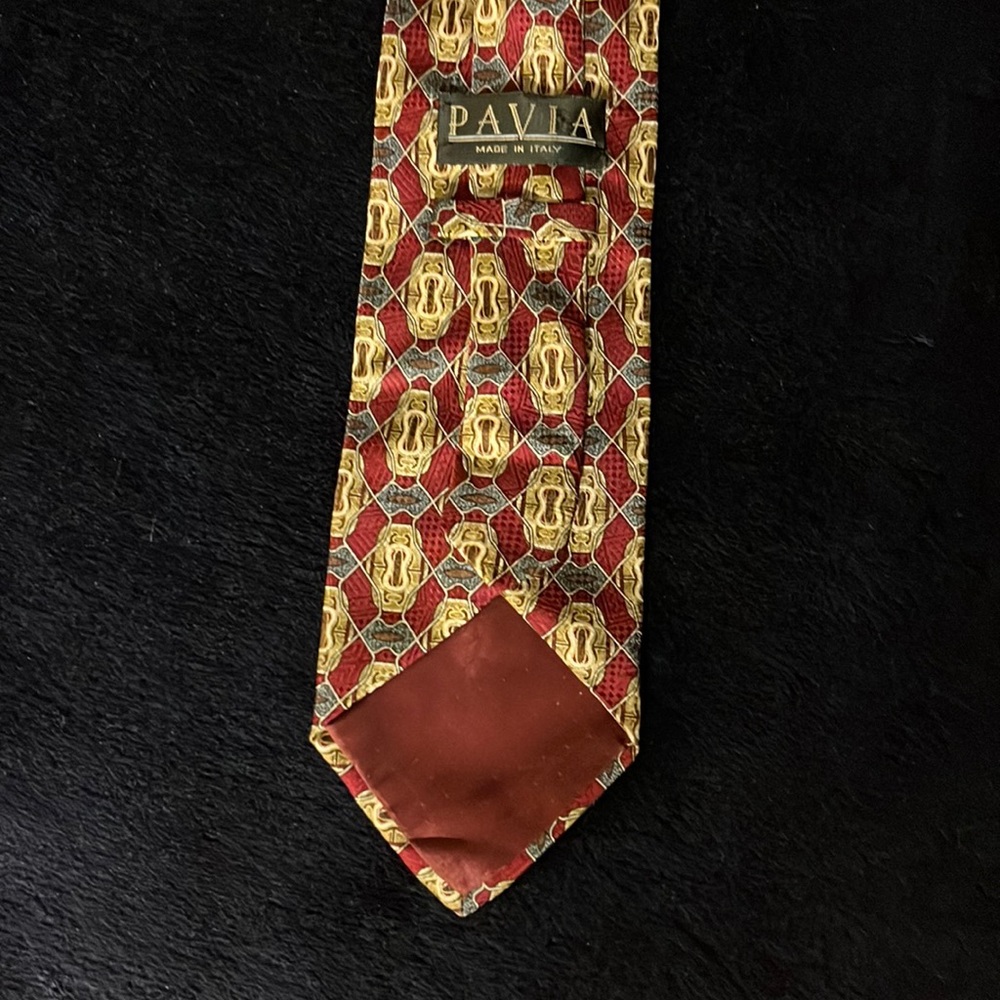 Pavia Tie